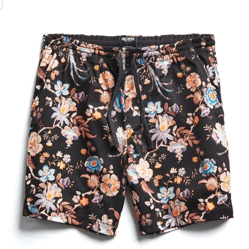 Todd Snyder

WARM UP LIBERTY SHORT IN BLACK